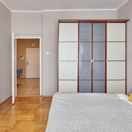 Prague Days - Modern Apt W Retro Elements - New Town Exteriör bild