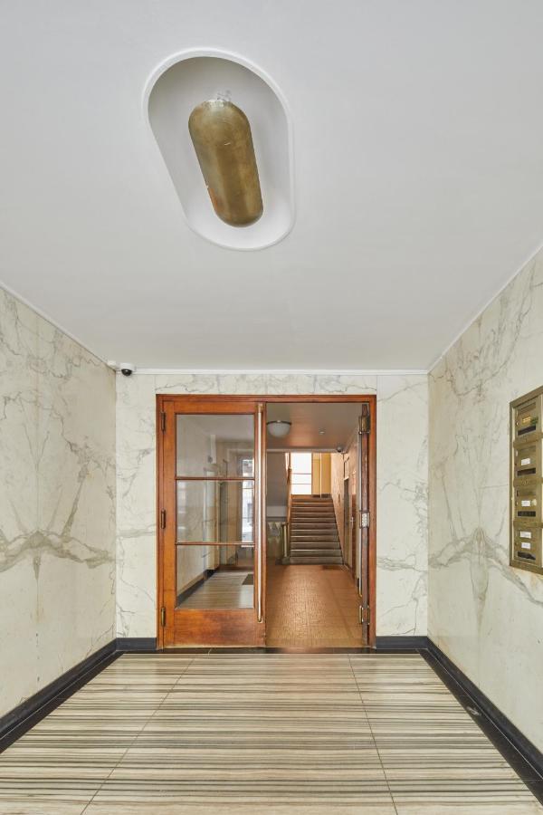 Prague Days - Modern Apt W Retro Elements - New Town Exteriör bild