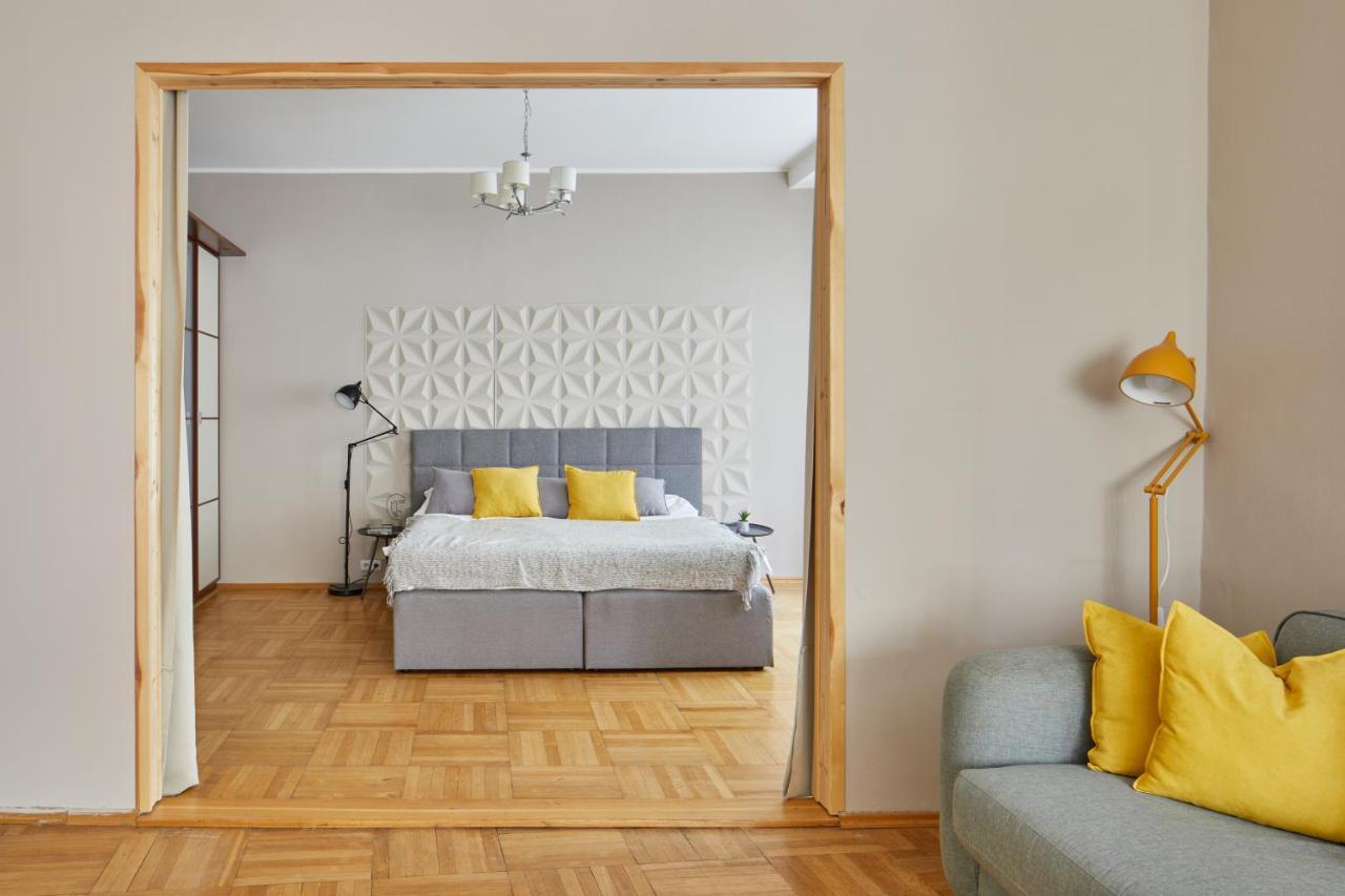 Prague Days - Modern Apt W Retro Elements - New Town Exteriör bild